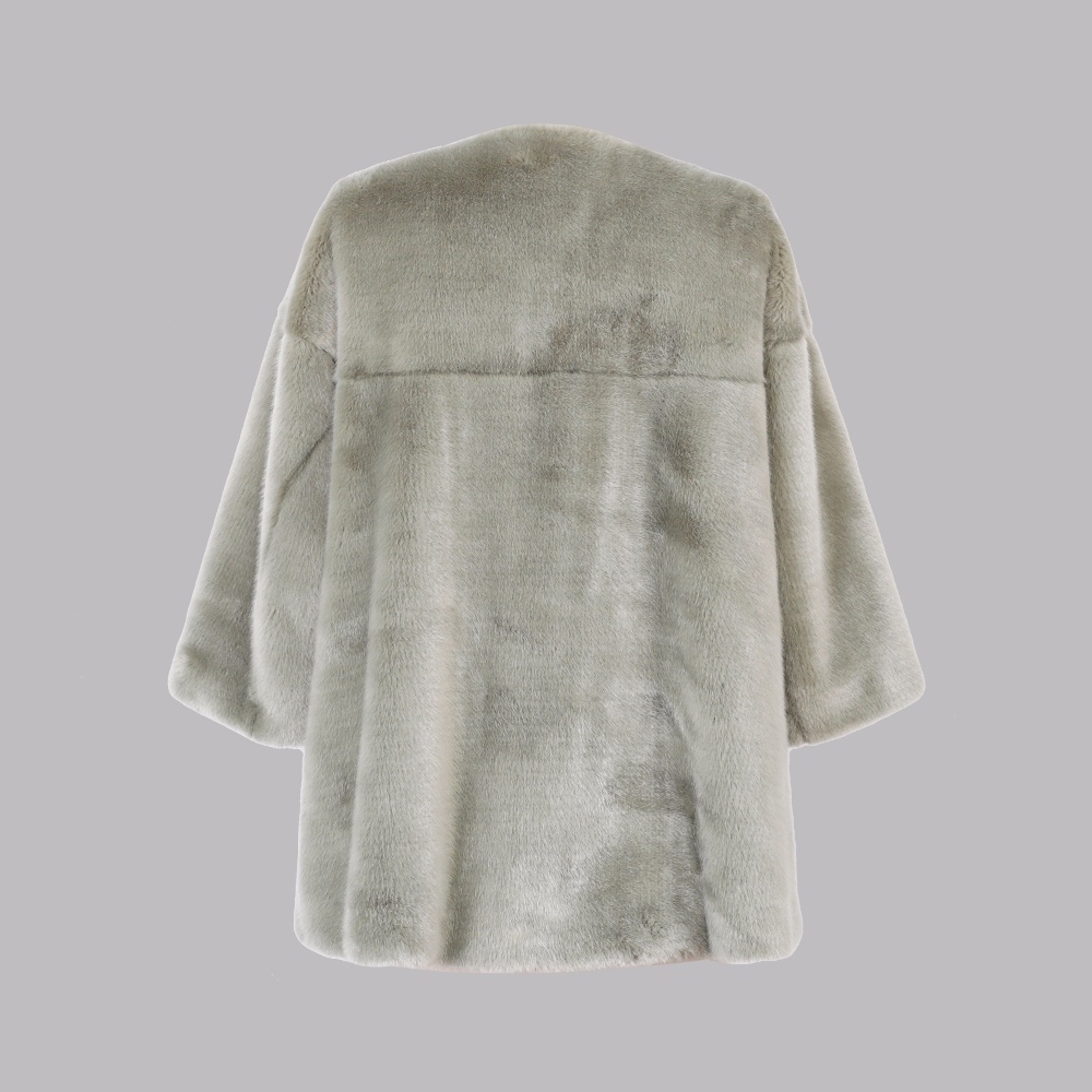 人造毛圓領(lǐng)上衣